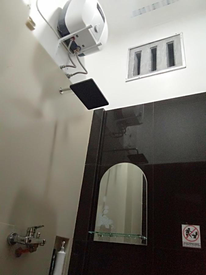 Kana Hasya Homestay "Rumoh Jamee" Meulaboh Exterior foto